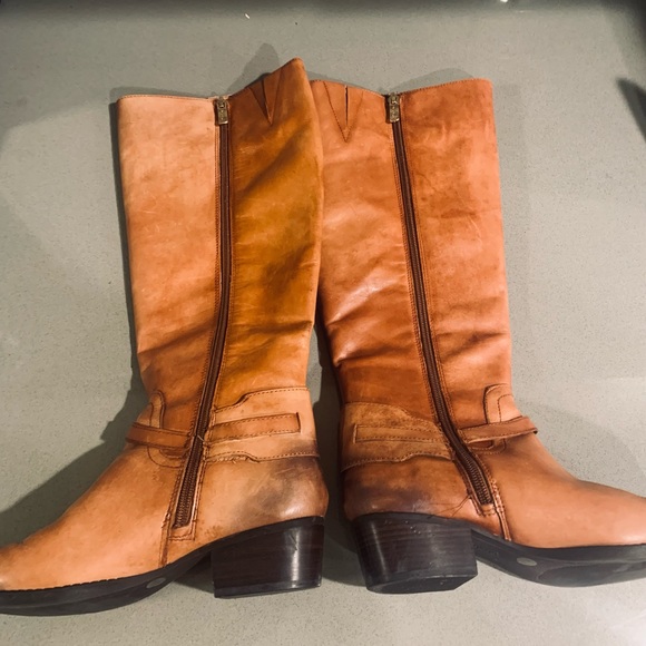 Bcbg boots - Picture 5 of 11